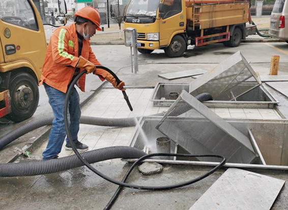 毛嘴镇隔油池清理